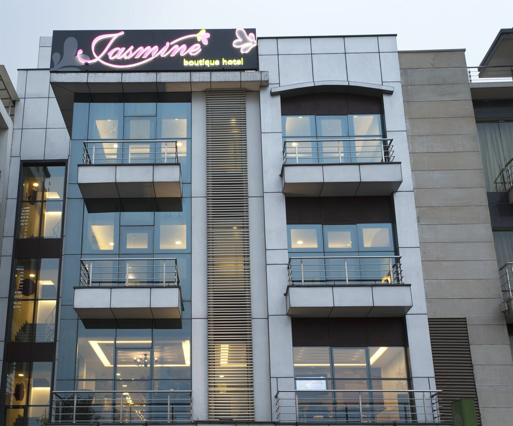 Jasmine Boutique Hotel Jasola Neu-Delhi Exterior foto